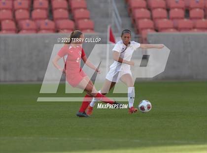 Thumbnail 3 in Fremont vs. American Fork (UHSAA 6A Semifinal) photogallery.