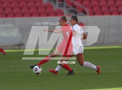 Thumbnail 3 in Fremont vs. American Fork (UHSAA 6A Semifinal) photogallery.