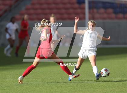 Thumbnail 1 in Fremont vs. American Fork (UHSAA 6A Semifinal) photogallery.