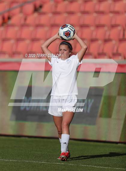 Thumbnail 2 in Fremont vs. American Fork (UHSAA 6A Semifinal) photogallery.