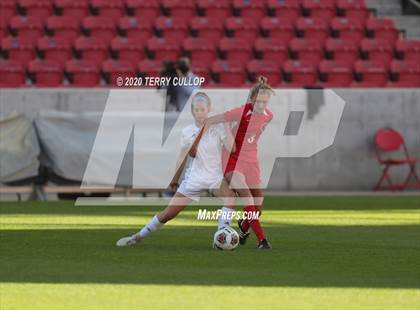 Thumbnail 1 in Fremont vs. American Fork (UHSAA 6A Semifinal) photogallery.