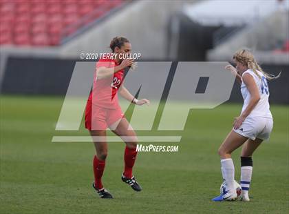 Thumbnail 2 in Fremont vs. American Fork (UHSAA 6A Semifinal) photogallery.