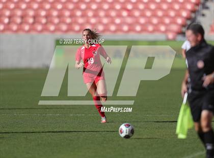 Thumbnail 3 in Fremont vs. American Fork (UHSAA 6A Semifinal) photogallery.