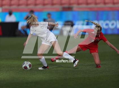 Thumbnail 2 in Fremont vs. American Fork (UHSAA 6A Semifinal) photogallery.