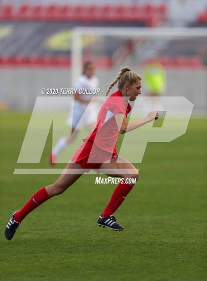 Thumbnail 1 in Fremont vs. American Fork (UHSAA 6A Semifinal) photogallery.