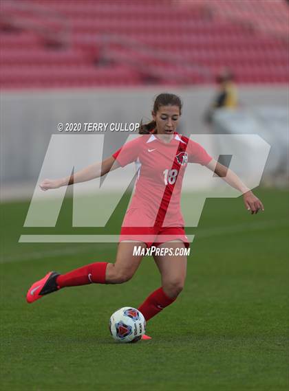 Thumbnail 1 in Fremont vs. American Fork (UHSAA 6A Semifinal) photogallery.