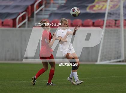 Thumbnail 2 in Fremont vs. American Fork (UHSAA 6A Semifinal) photogallery.