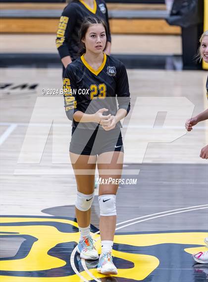 Thumbnail 2 in Highland vs Quitman (Salem Volleyball Tournament) photogallery.