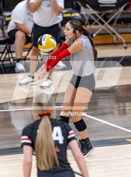 Thumbnail 2 in Highland vs Quitman (Salem Volleyball Tournament) photogallery.