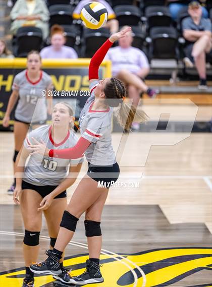 Thumbnail 2 in Highland vs Quitman (Salem Volleyball Tournament) photogallery.
