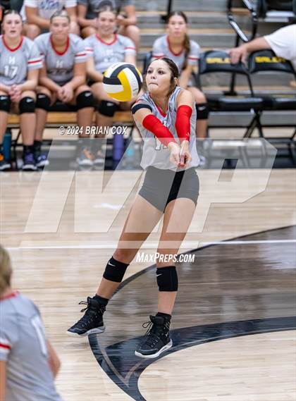 Thumbnail 2 in Highland vs Quitman (Salem Volleyball Tournament) photogallery.