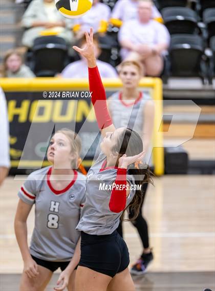 Thumbnail 1 in Highland vs Quitman (Salem Volleyball Tournament) photogallery.