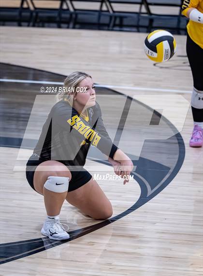 Thumbnail 1 in Highland vs Quitman (Salem Volleyball Tournament) photogallery.
