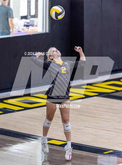 Thumbnail 2 in Highland vs Quitman (Salem Volleyball Tournament) photogallery.