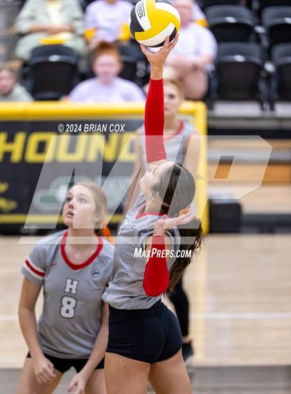 Thumbnail 2 in Highland vs Quitman (Salem Volleyball Tournament) photogallery.