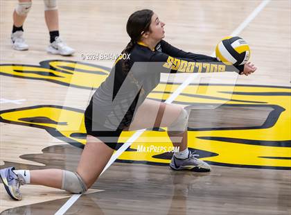 Thumbnail 3 in Highland vs Quitman (Salem Volleyball Tournament) photogallery.