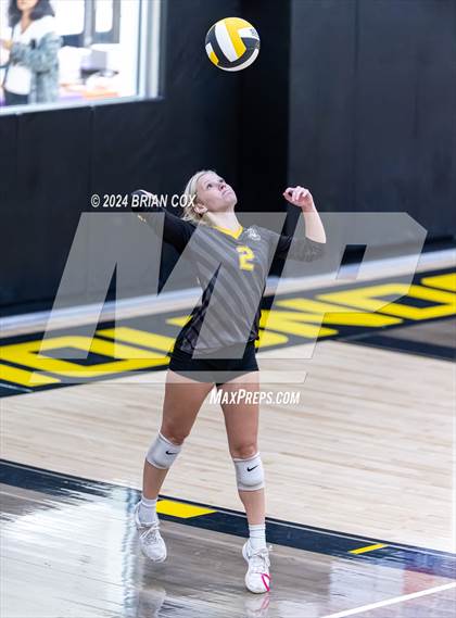 Thumbnail 2 in Highland vs Quitman (Salem Volleyball Tournament) photogallery.