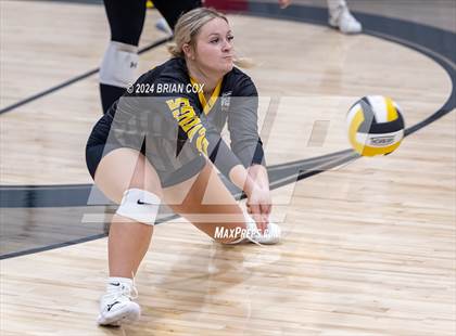 Thumbnail 1 in Highland vs Quitman (Salem Volleyball Tournament) photogallery.