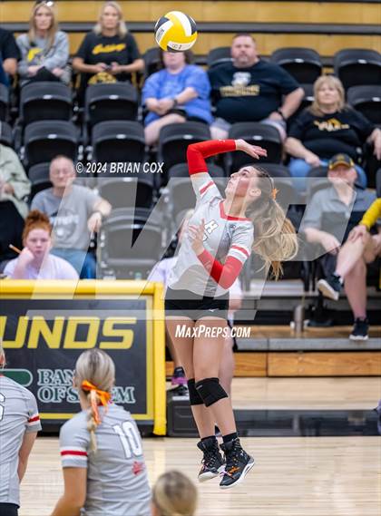 Thumbnail 1 in Highland vs Quitman (Salem Volleyball Tournament) photogallery.