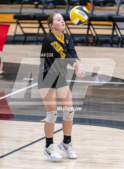 Thumbnail 1 in Highland vs Quitman (Salem Volleyball Tournament) photogallery.
