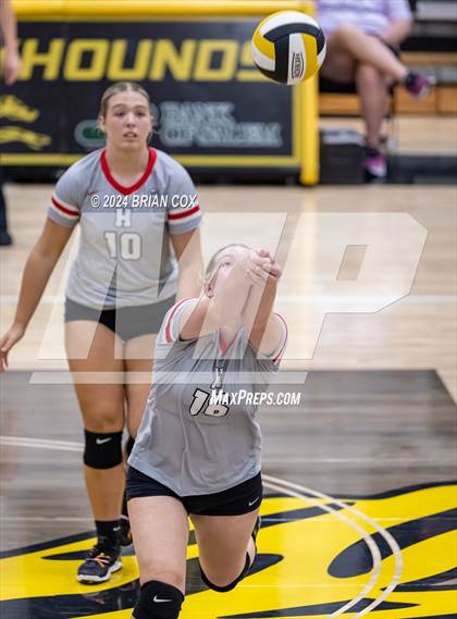 Thumbnail 3 in Highland vs Quitman (Salem Volleyball Tournament) photogallery.