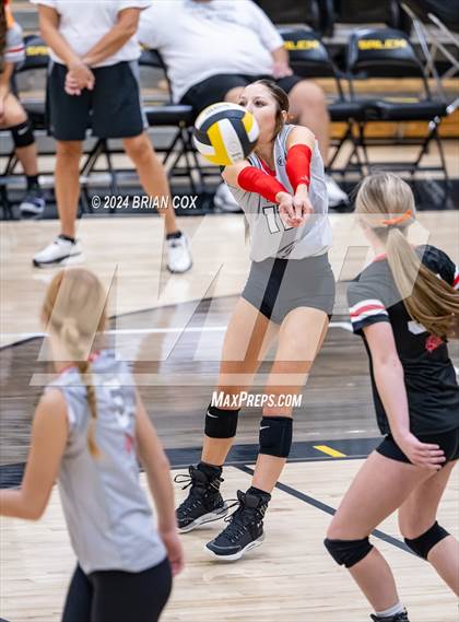 Thumbnail 1 in Highland vs Quitman (Salem Volleyball Tournament) photogallery.