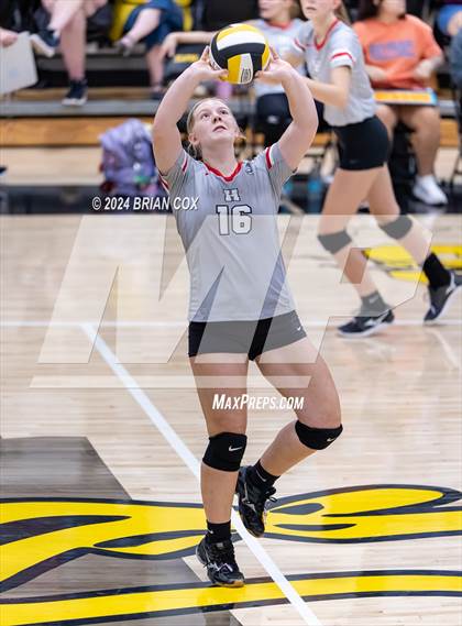 Thumbnail 1 in Highland vs Quitman (Salem Volleyball Tournament) photogallery.