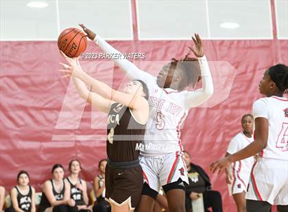 Thumbnail 2 in Mt. Carmel vs West Jefferson (Allstate Sugar Bowl National Prep Classic) photogallery.