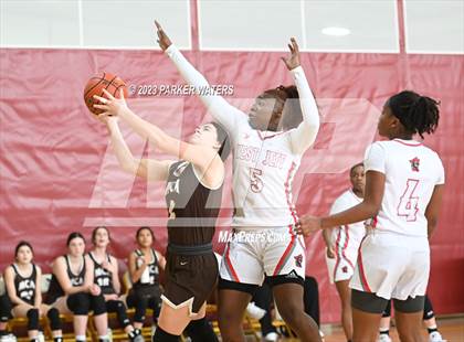 Thumbnail 1 in Mt. Carmel vs West Jefferson (Allstate Sugar Bowl National Prep Classic) photogallery.
