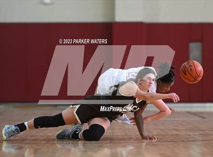Thumbnail 2 in Mt. Carmel vs West Jefferson (Allstate Sugar Bowl National Prep Classic) photogallery.
