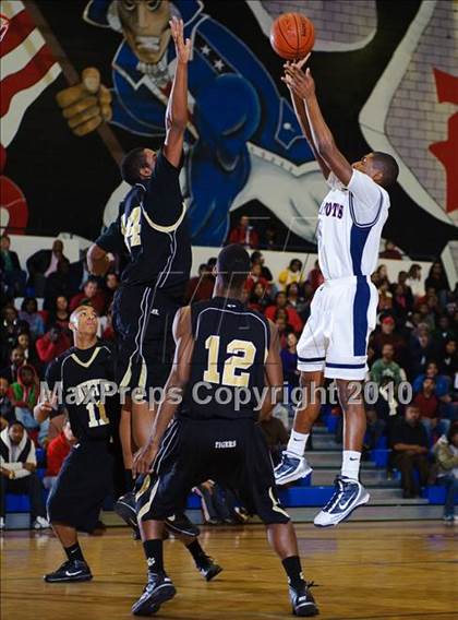 Thumbnail 1 in Fayette County @ Sandy Creek photogallery.