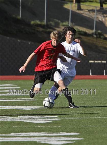 Thumbnail 2 in Pacific Ridge vs. Santa Fe Christian (CIF SDS D5 Final) photogallery.