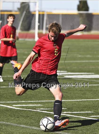 Thumbnail 3 in Pacific Ridge vs. Santa Fe Christian (CIF SDS D5 Final) photogallery.