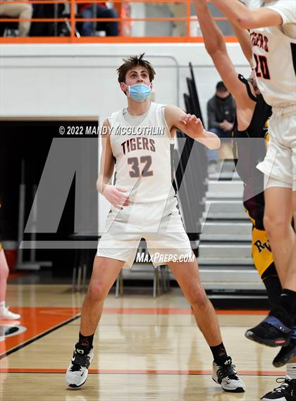 Thumbnail 2 in ROWVA/Williamsfield @ Illini Bluffs photogallery.