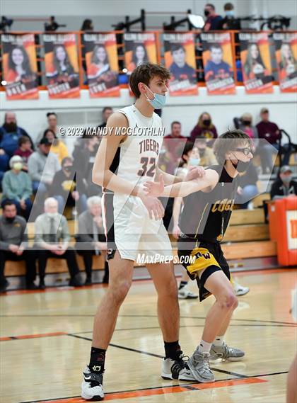 Thumbnail 3 in ROWVA/Williamsfield @ Illini Bluffs photogallery.