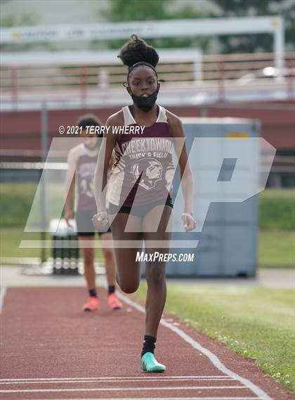 Thumbnail 1 in West Seneca East @ Cheektowaga Central photogallery.