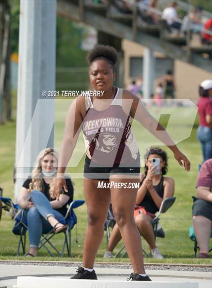 Thumbnail 1 in West Seneca East @ Cheektowaga Central photogallery.