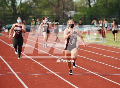Thumbnail 1 in West Seneca East @ Cheektowaga Central photogallery.