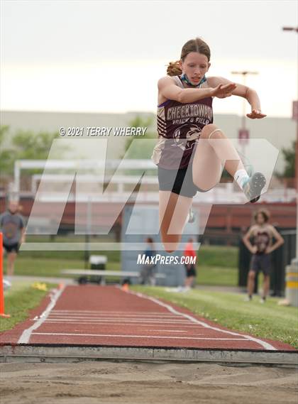 Thumbnail 1 in West Seneca East @ Cheektowaga Central photogallery.