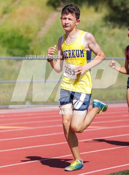 Thumbnail 3 in SacTown Races (Middle and Long Distances) photogallery.