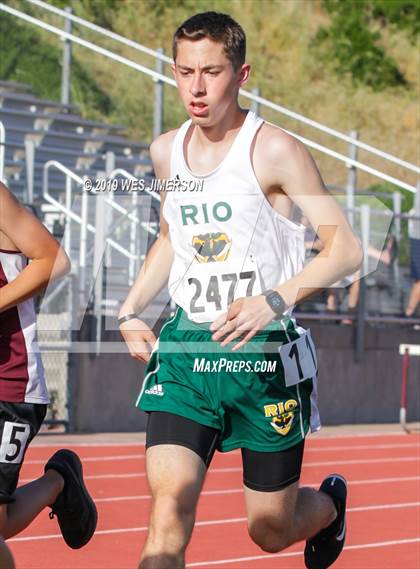 Thumbnail 3 in SacTown Races (Middle and Long Distances) photogallery.