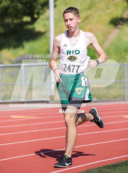 Thumbnail 2 in SacTown Races (Middle and Long Distances) photogallery.