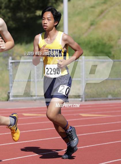 Thumbnail 1 in SacTown Races (Middle and Long Distances) photogallery.