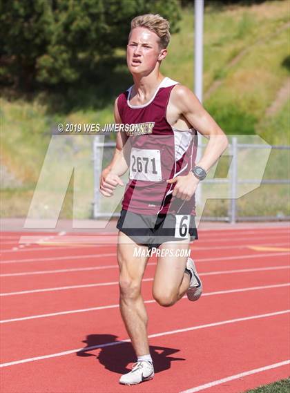 Thumbnail 1 in SacTown Races (Middle and Long Distances) photogallery.