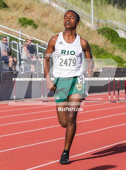 Thumbnail 3 in SacTown Races (Middle and Long Distances) photogallery.