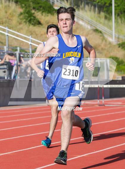 Thumbnail 2 in SacTown Races (Middle and Long Distances) photogallery.