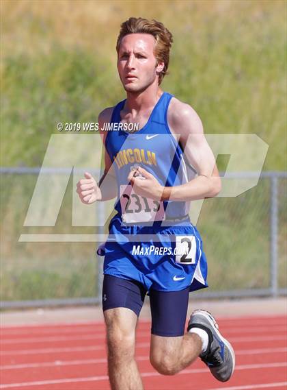 Thumbnail 3 in SacTown Races (Middle and Long Distances) photogallery.