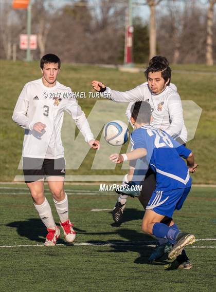 Thumbnail 2 in Anderson @ Yreka photogallery.
