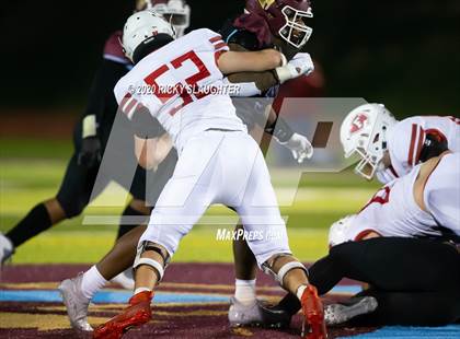Thumbnail 3 in Fox @ De Smet Jesuit (MSHSAA Class 6 Semifinal) photogallery.