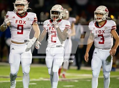 Thumbnail 2 in Fox @ De Smet Jesuit (MSHSAA Class 6 Semifinal) photogallery.